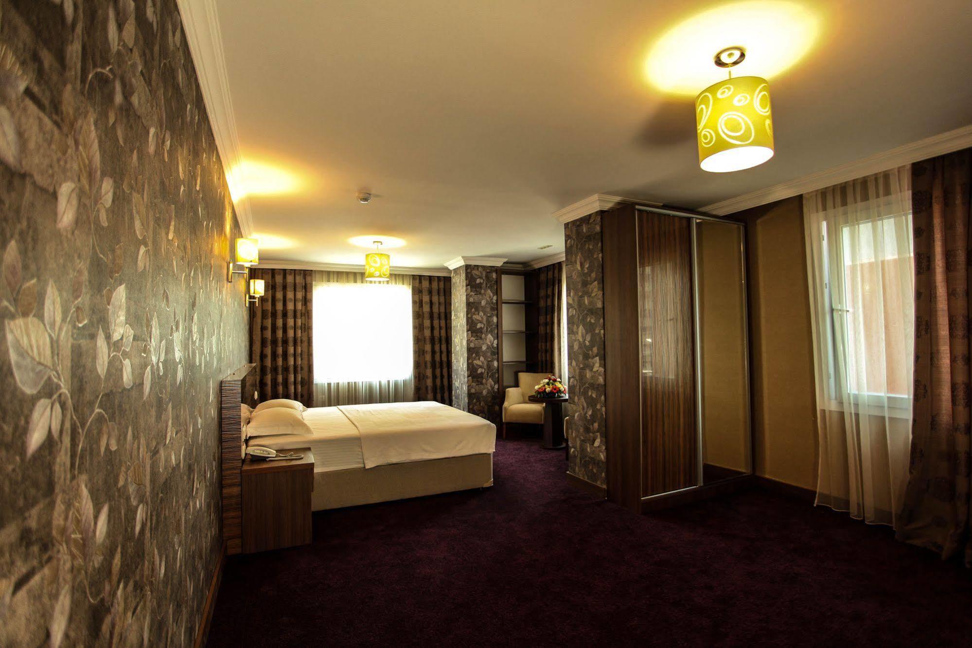 Grand Akcali Otel Iskenderun Exterior photo